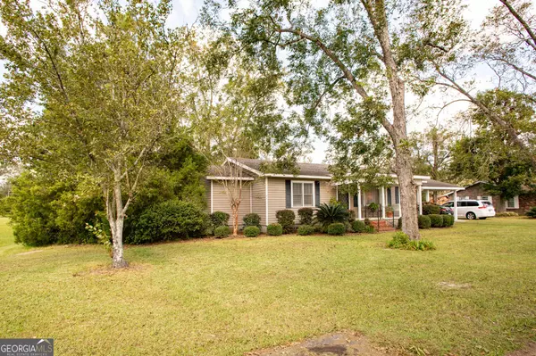 Waycross, GA 31501,123 E Ware ST