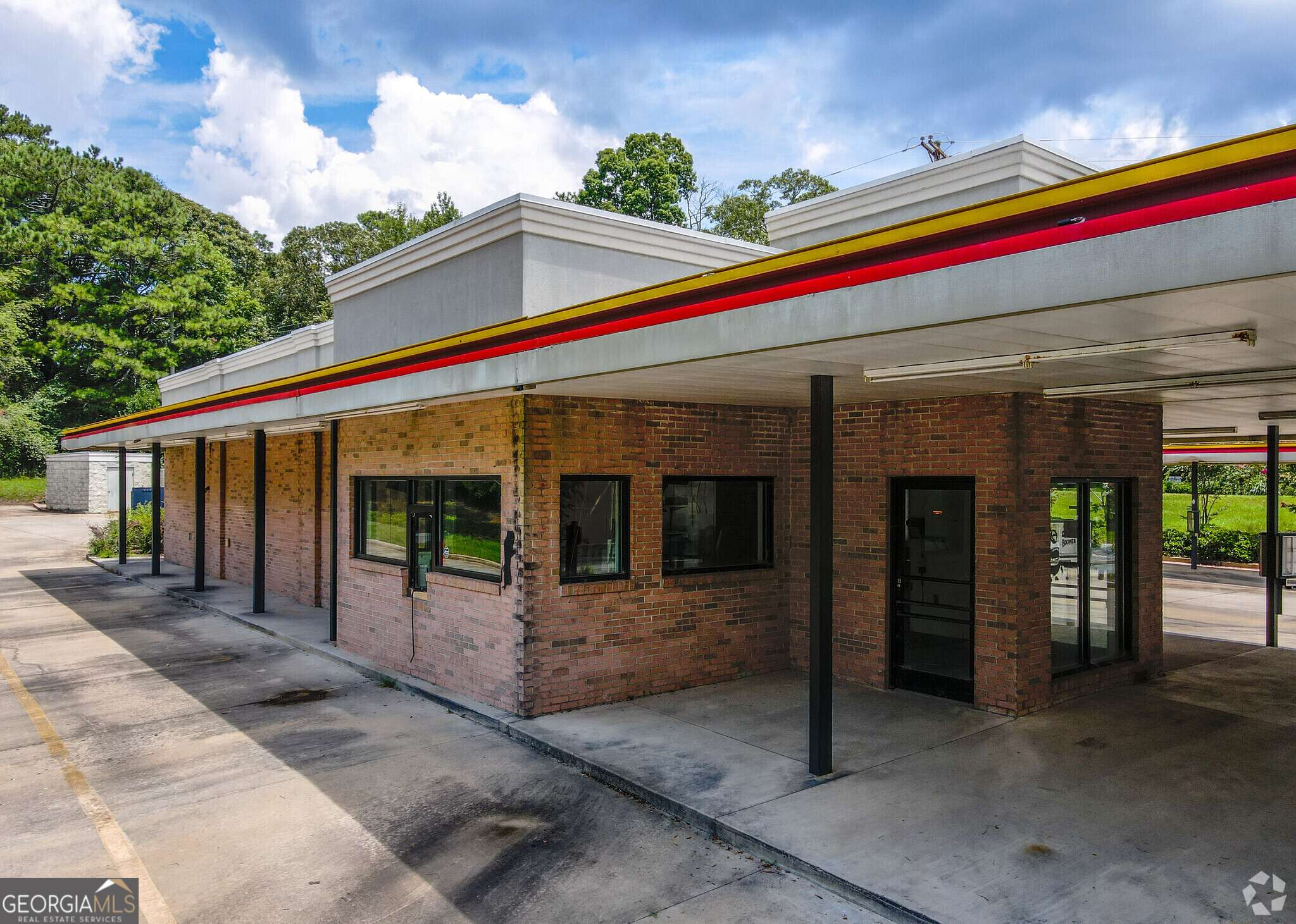 Tyrone, GA 30290,64 Carriage Oaks DR
