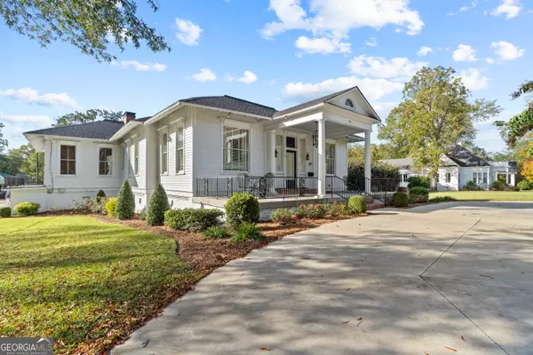 Sandersville, GA 31082,301 N Harris ST