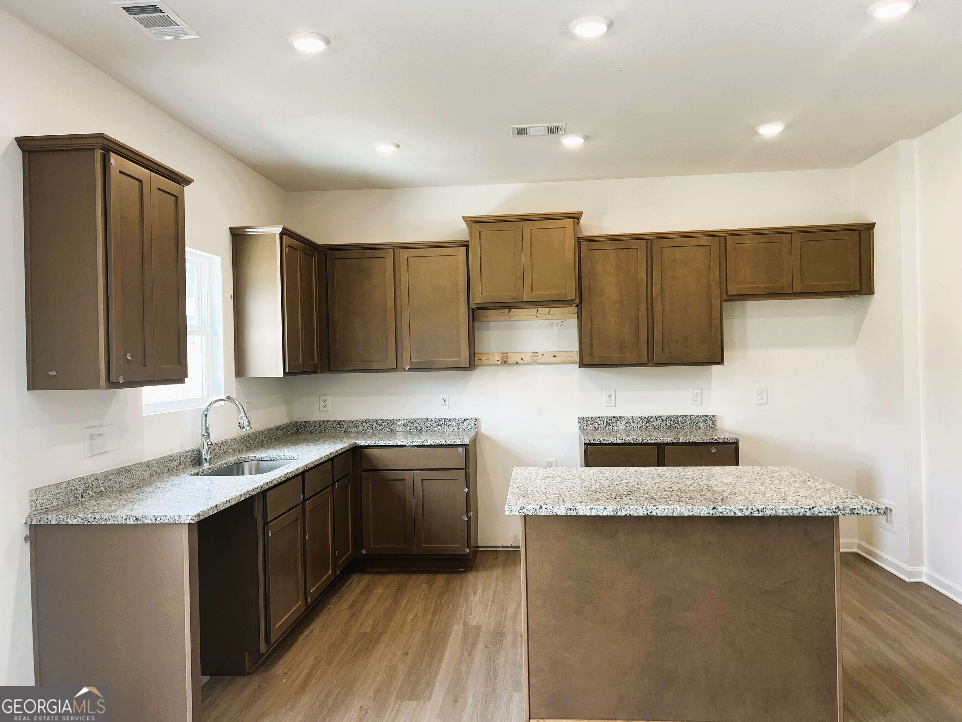 Dallas, GA 30132,114 Bone Creek XING #107