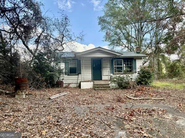 40 W 14th, Mcrae-helena, GA 31055