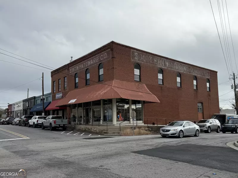 43 N Jackson ST, Winder, GA 30680