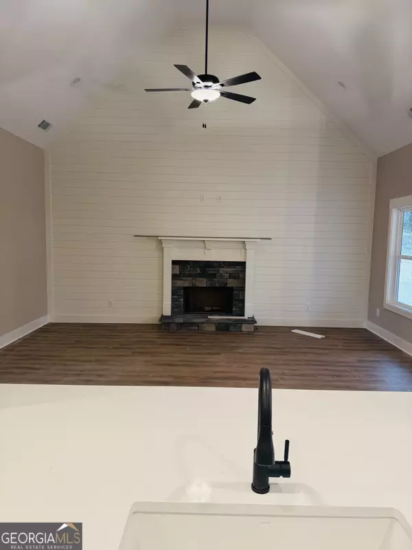 Maysville, GA 30558,75 Crane ST