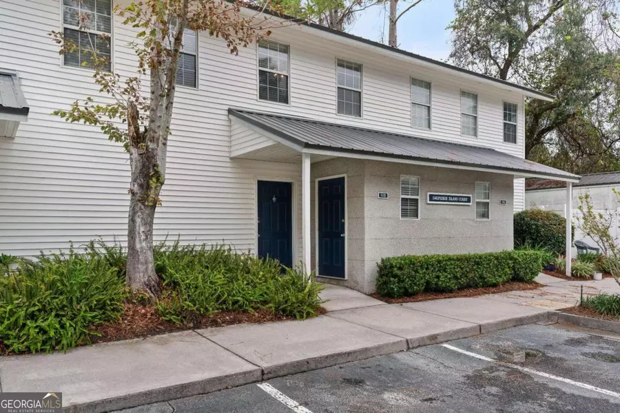 115 S Island Square, St. Simons, GA 31522