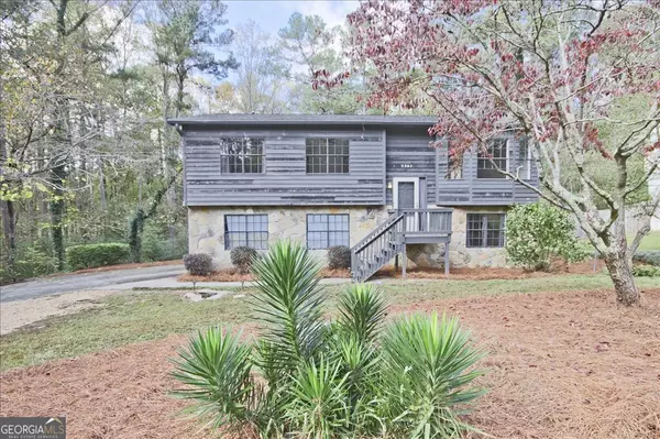 3201 Aspen CIR, Snellville, GA 30078