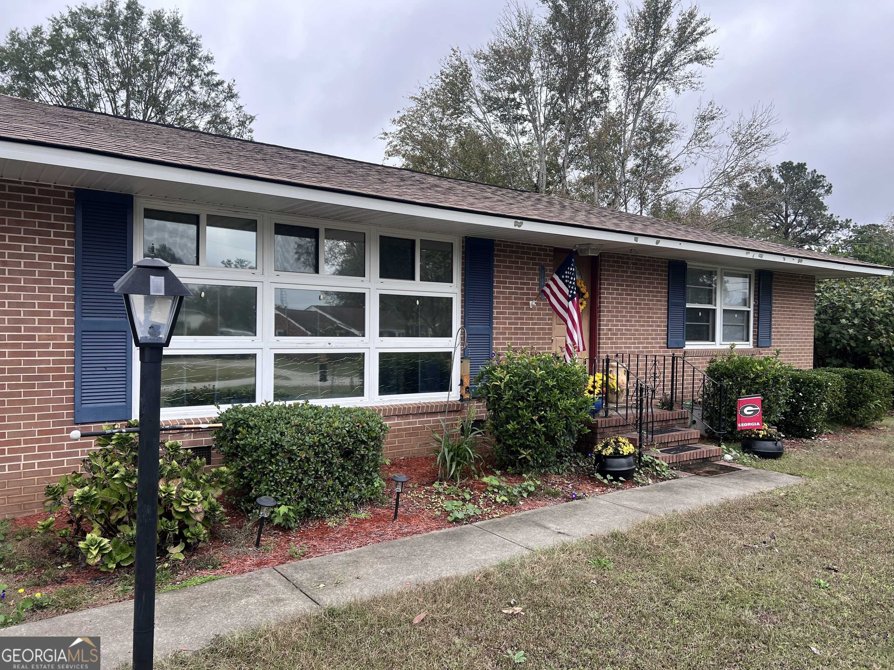 Thomson, GA 30824,320 Magnolia DR