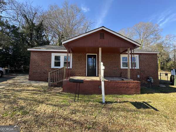713 Avenue H,  West Point,  GA 31833