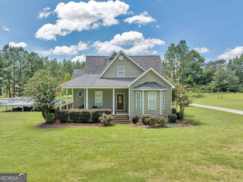 119 William D, Cochran, GA 31014