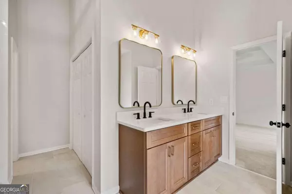 Johns Creek, GA 30022,9295 Brumbelow Crossing WAY
