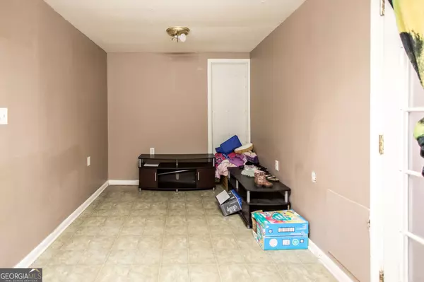 Waycross, GA 31501,312 Hill ST