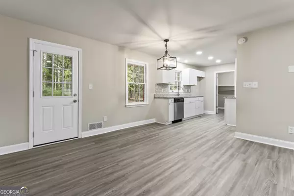 Stockbridge, GA 30281,165 Davis RD