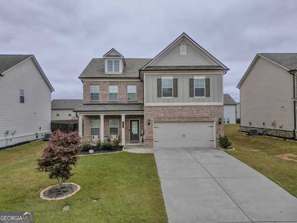 121 Mitchem Creek, Loganville, GA 30052