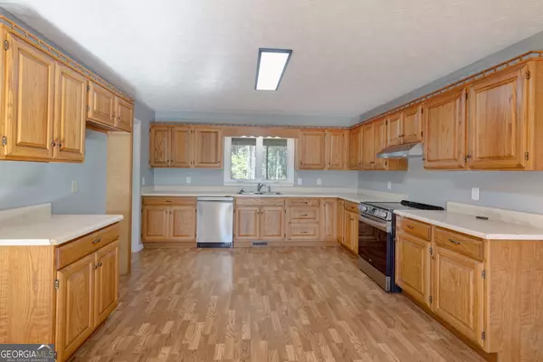 Newnan, GA 30265,236 Ruth DR