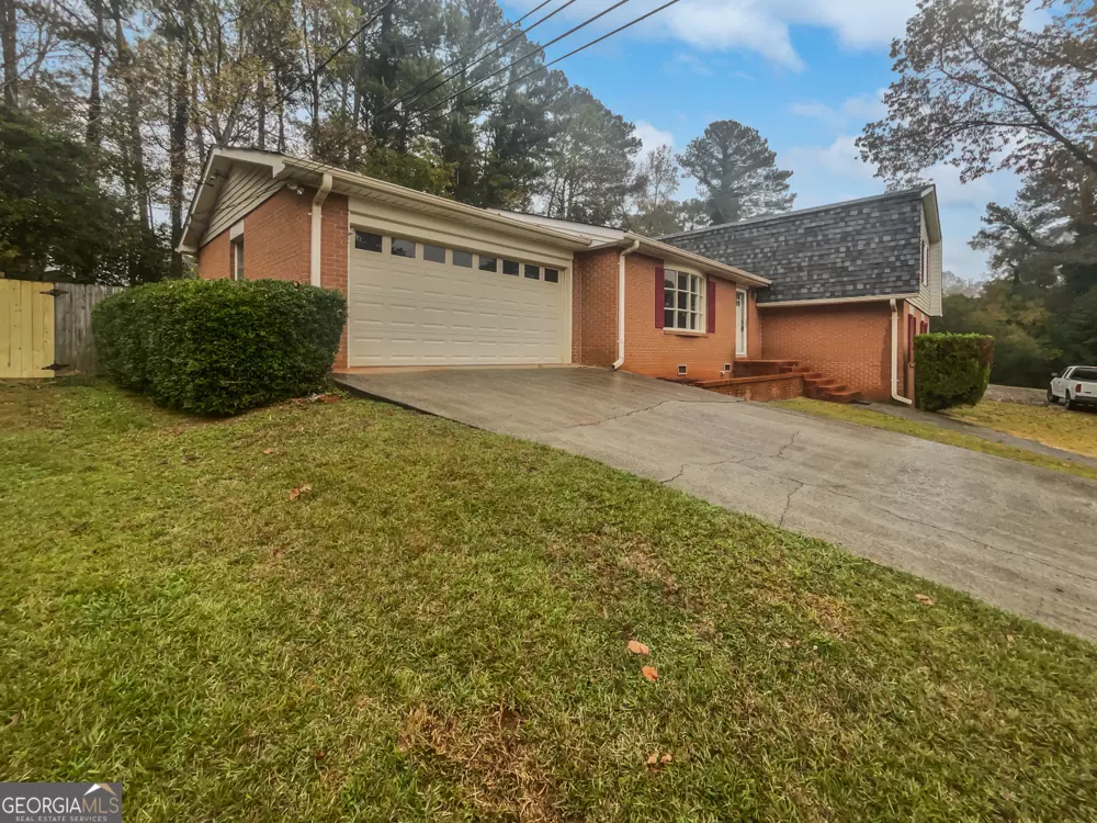 Lilburn, GA 30047,1122 Martin Nash RD SW