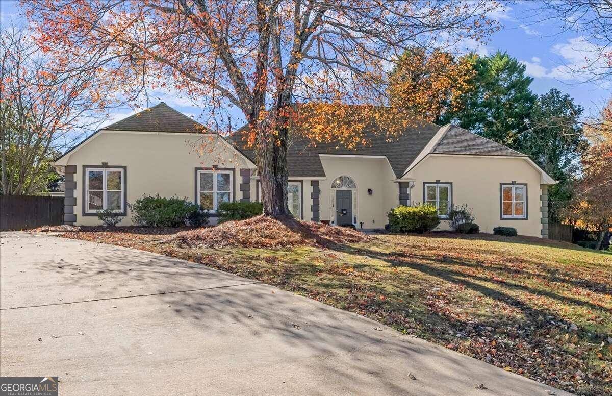 190 GLENCLAIRN CT, Roswell, GA 30076