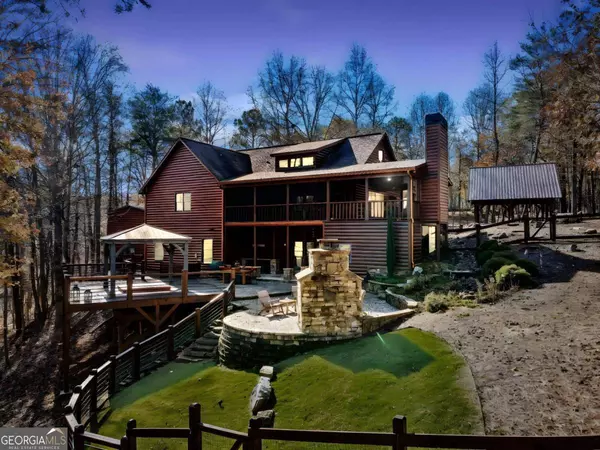 991 Clear Creek Valley, Ellijay, GA 30536