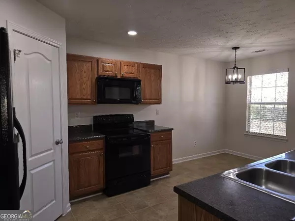 Jonesboro, GA 30236,7419 Garnet DR