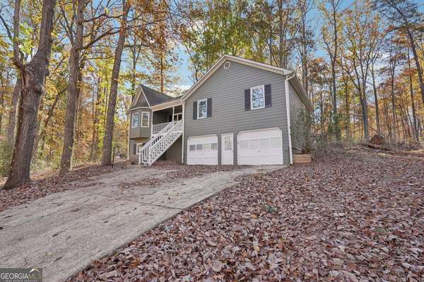 821 White Stag LN,  Canton,  GA 30115