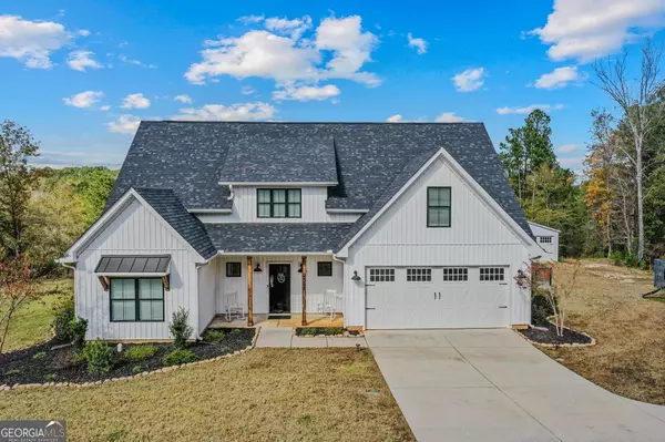 2588 Pea Ridge RD,  Juliette,  GA 31046