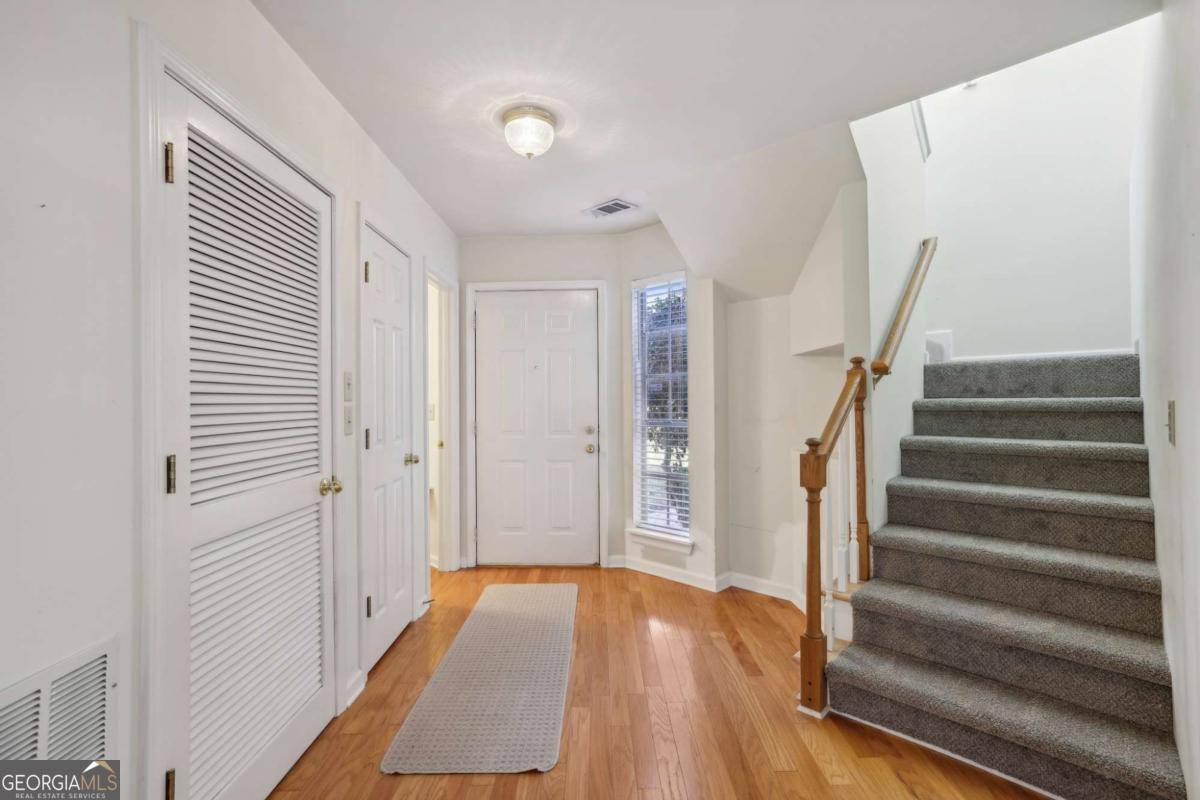 Alpharetta, GA 30005,820 Bridge Pointe CT