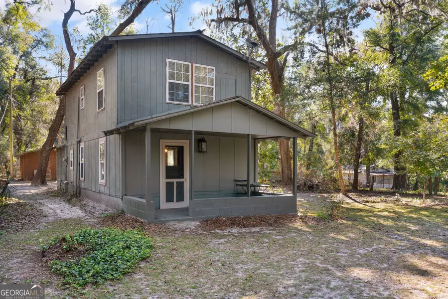 1640 Douglas Fish Camp RD, White Oak, GA 31568