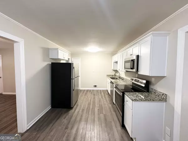 Atlanta, GA 30331,3568 Glenview CIR