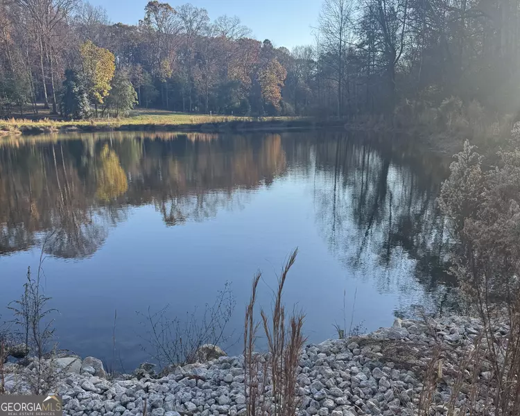 1475 Whispering WAY, Statham, GA 30666