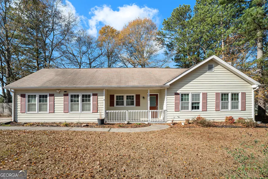 752 Fallowfield, Loganville, GA 30052