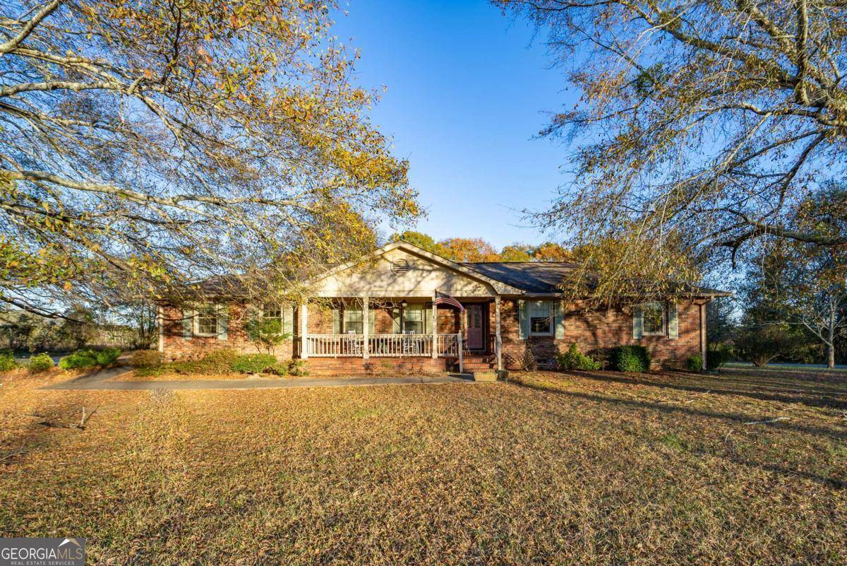 1526 N Cherokee RD, Social Circle, GA 30025