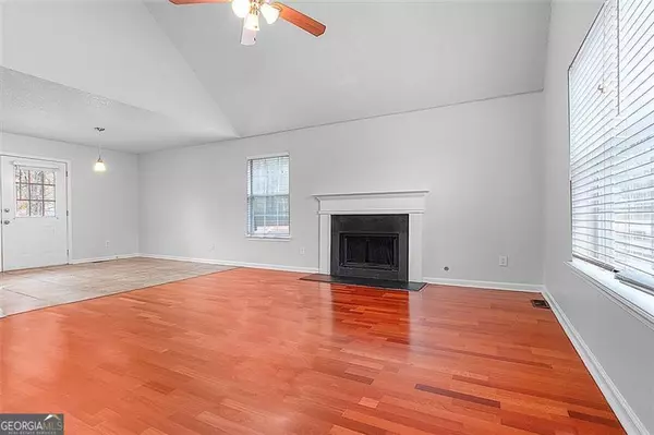 Douglasville, GA 30134,6361 HILLVIEW LN