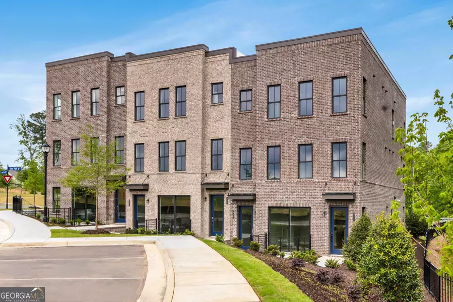 913 Echo Park DR, Suwanee, GA 30024