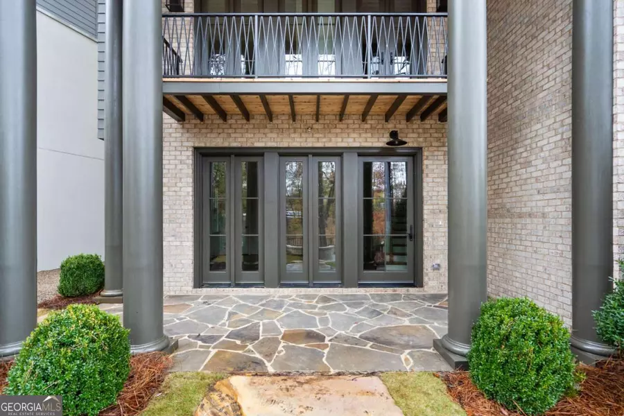 90 Sheridan DR, Atlanta, GA 30305