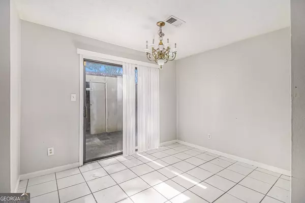 Decatur, GA 30032,2090 OAK PARK LN