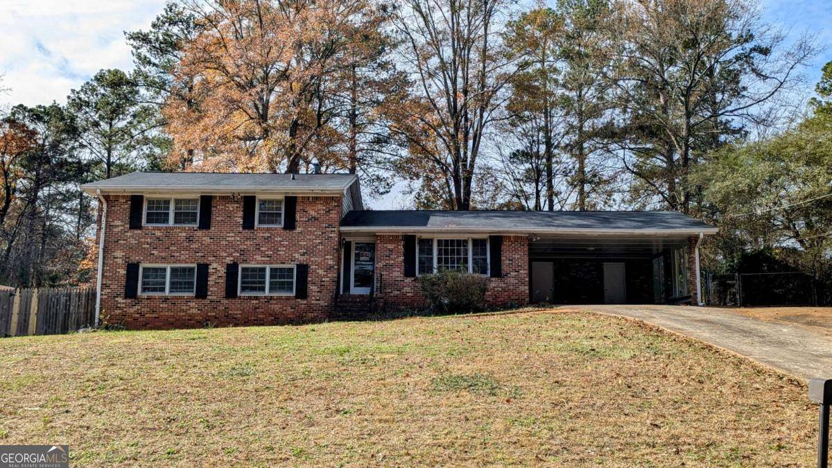 578 Doyal Mills CT, Stone Mountain, GA 30083
