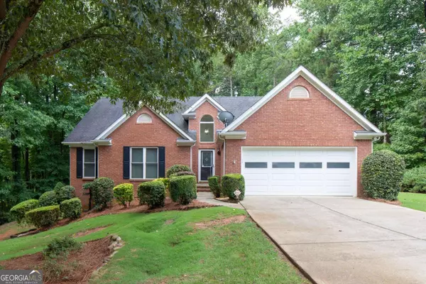 6163 Glen Oak DR, Flowery Branch, GA 30542