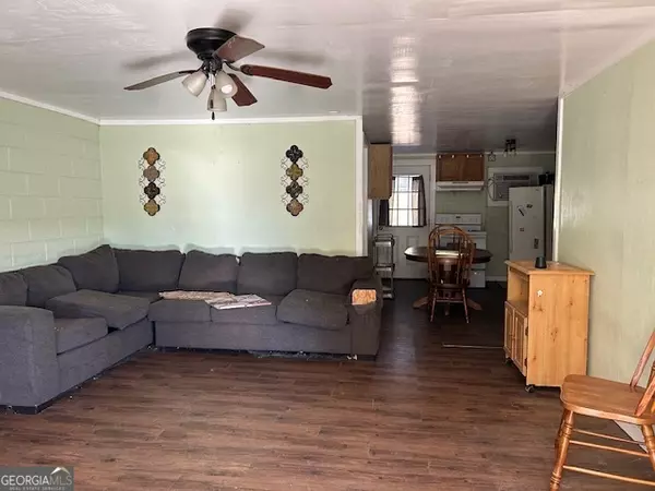 Glennville, GA 30427,4102 GA Hwy 178