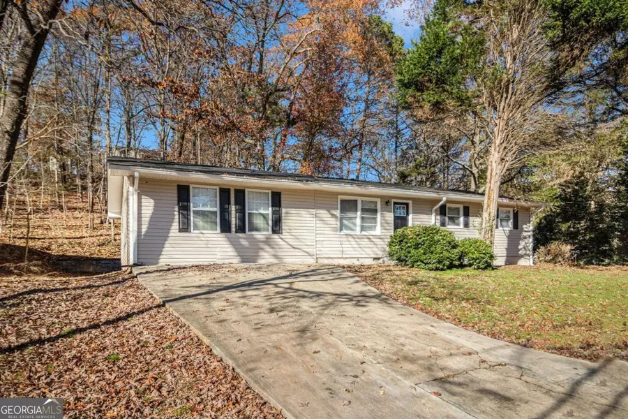 195 Pinehurst, Stockbridge, GA 30281