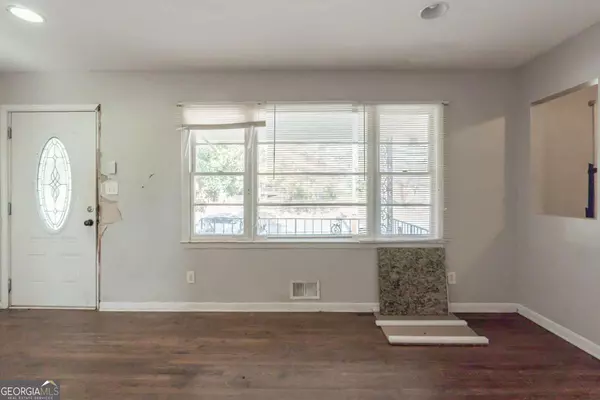 Atlanta, GA 30344,1382 Georgia AVE