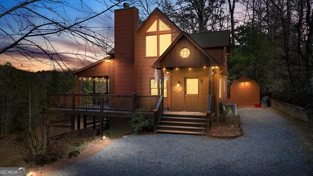 220 Mountain High DR, Mineral Bluff, GA 30559