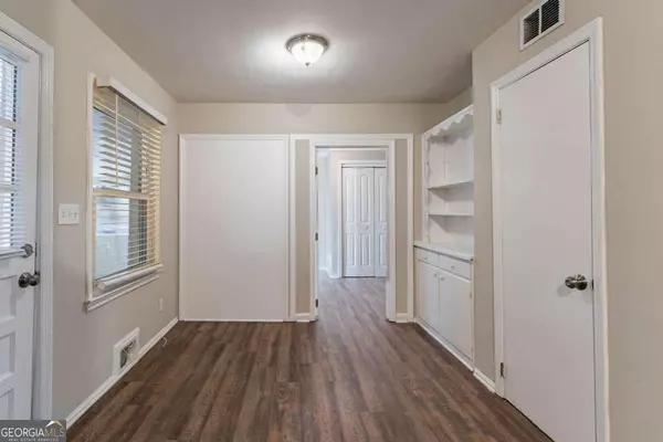 Atlanta, GA 30311,2836 Hedgewood DR NW