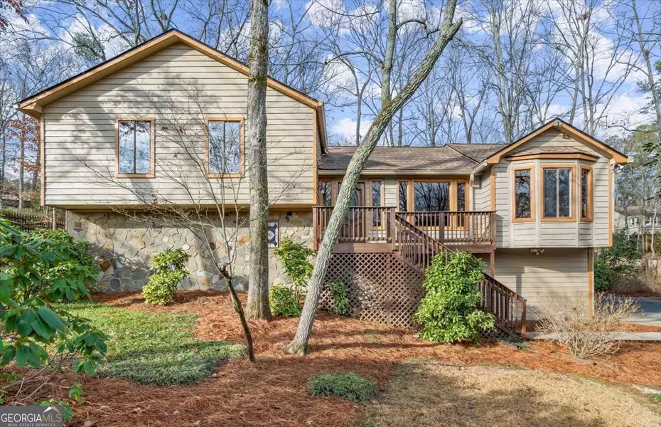 755 Wickerberry, Roswell, GA 30075