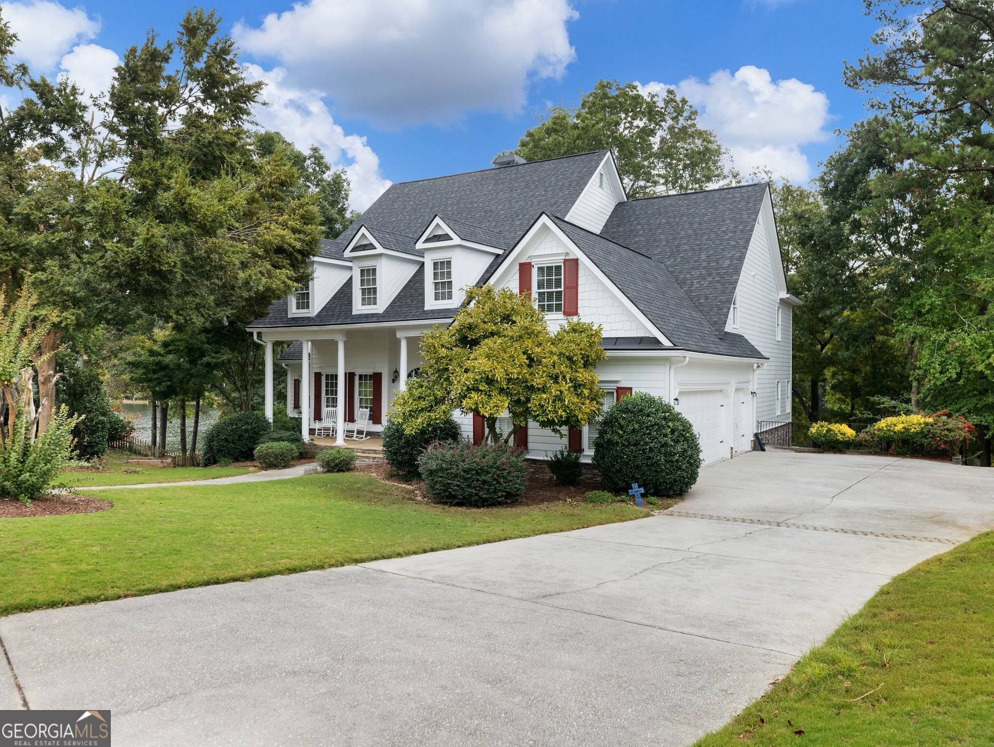 521 Bay Stand LN, Loganville, GA 30052