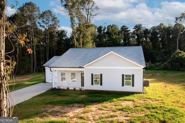 662 Grove Street,  Barnesville,  GA 30204