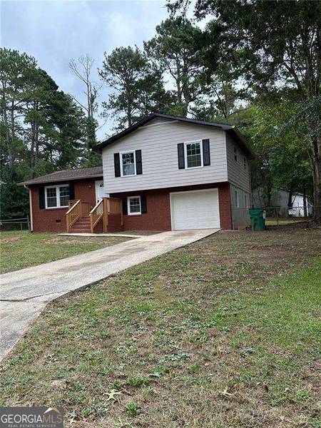 1685 KINGLET, Jonesboro, GA 30238