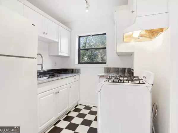 Atlanta, GA 30308,320 3rd ST NE #1