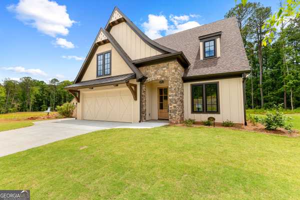 210 Regester, Peachtree City, GA 30269