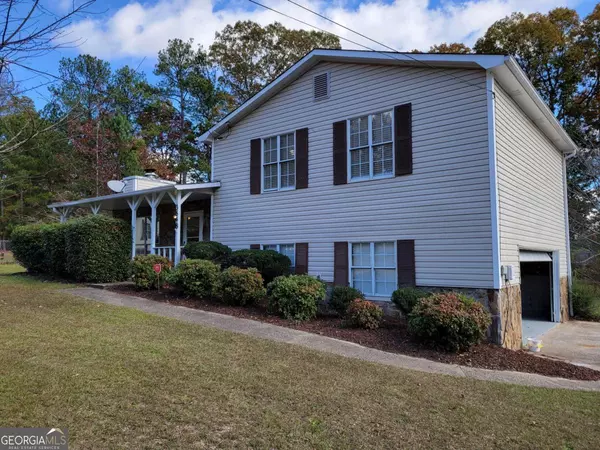 3648 E Melissa LN,  Douglasville,  GA 30135