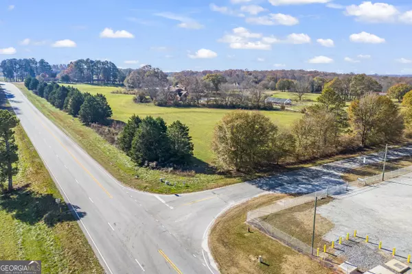 Canon, GA 30520,77 Grady School RD