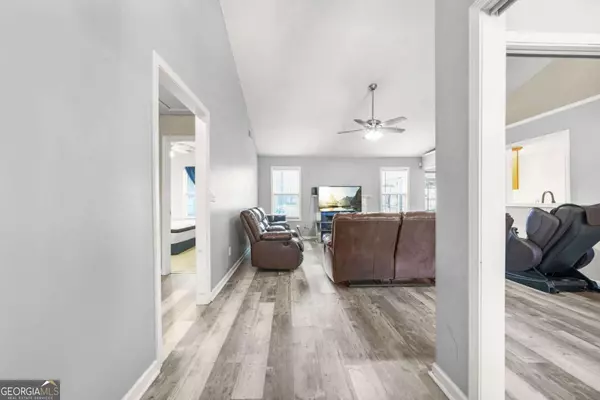 Sugar Hill, GA 30518,5752 Riverside Walk DR