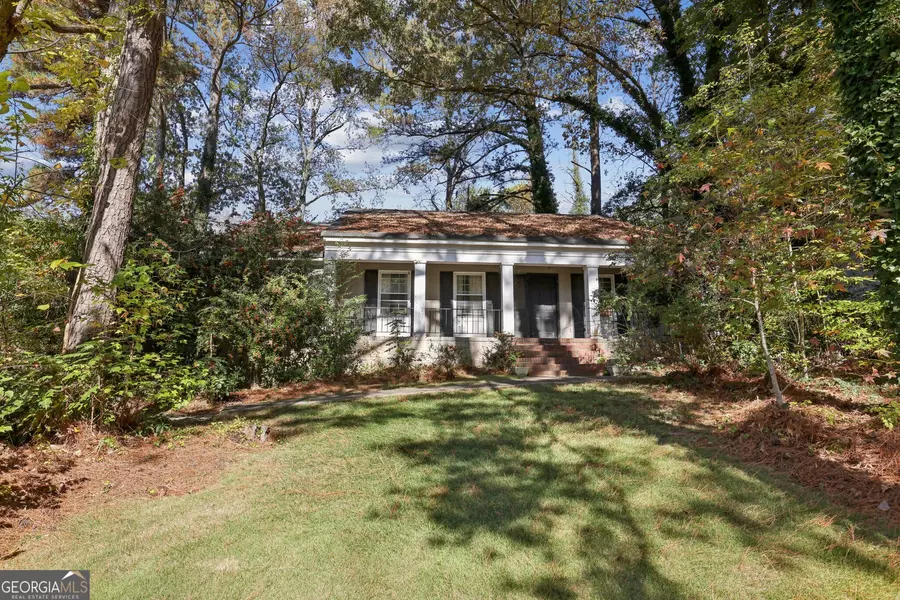 610 Glenforest RD, Sandy Springs, GA 30328